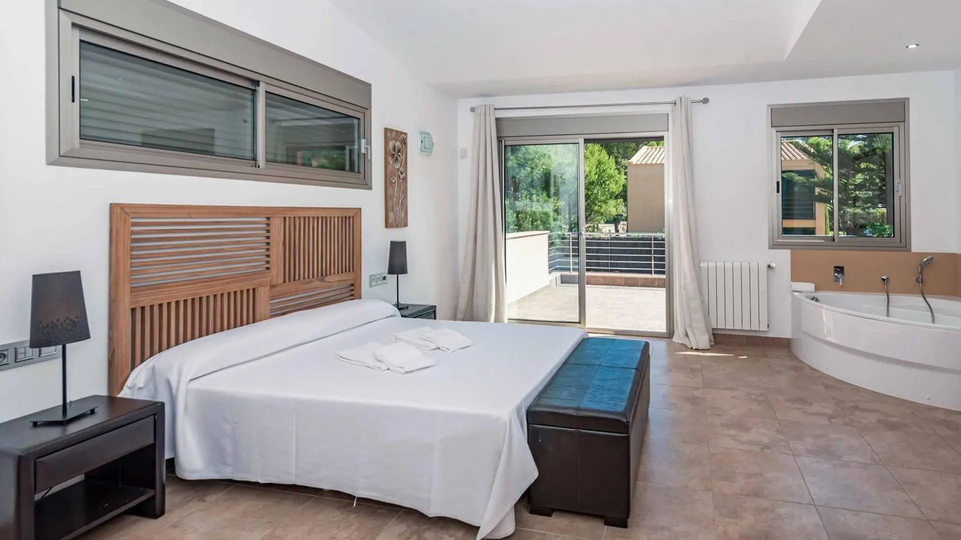 Villa Marioma Cala de Sant Vicenc Espanha