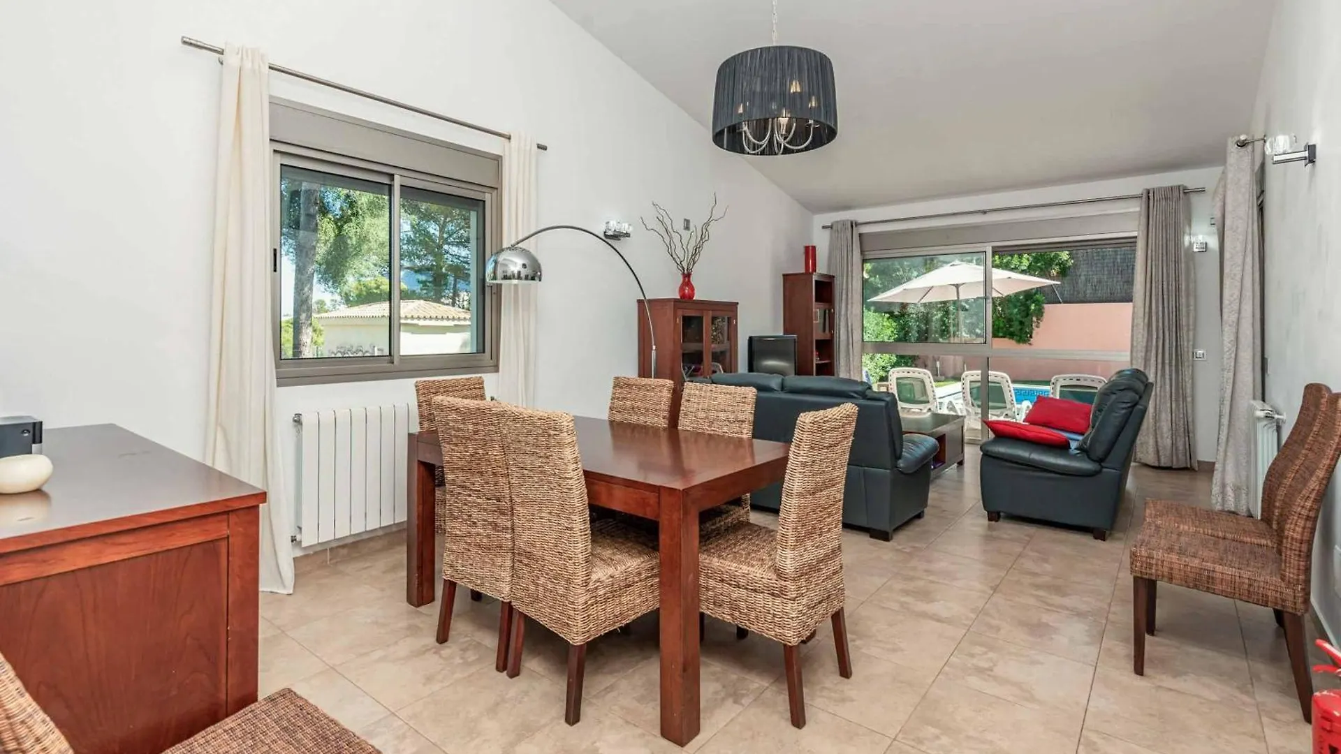 Villa Marioma Cala de Sant Vicenc 0*,  Espanha