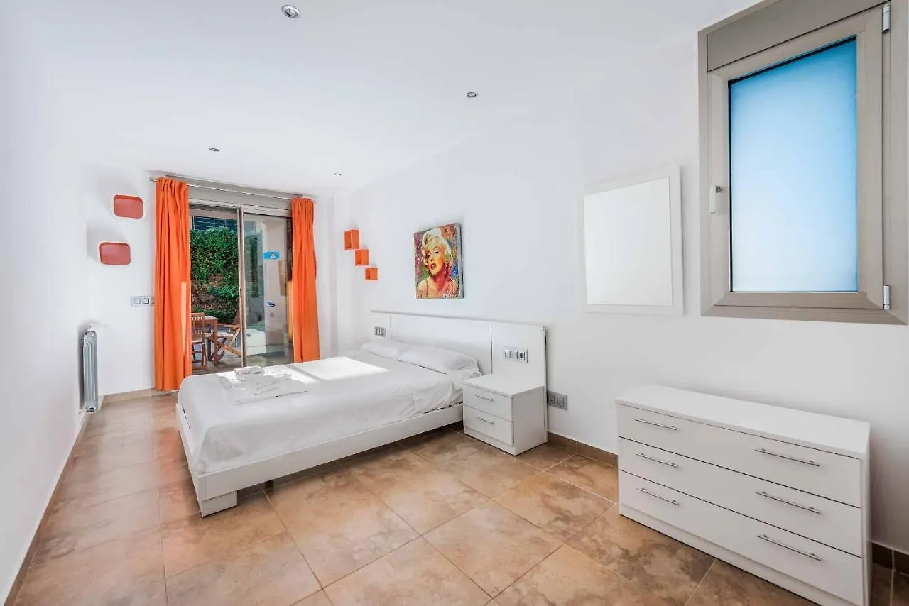 Villa Marioma Cala de Sant Vicenc 0*,  Spagna